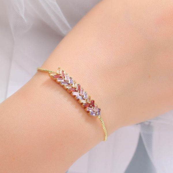 charm bracelets luxury female crystal leaf bracelet rose gold silver color for women cute rainbow zircon stone party chain, Golden;silver
charm bracelets luxury female crystal leaf bracelet rose gold silver color for women cute rainbow zircon stone party chain, Golden;silver