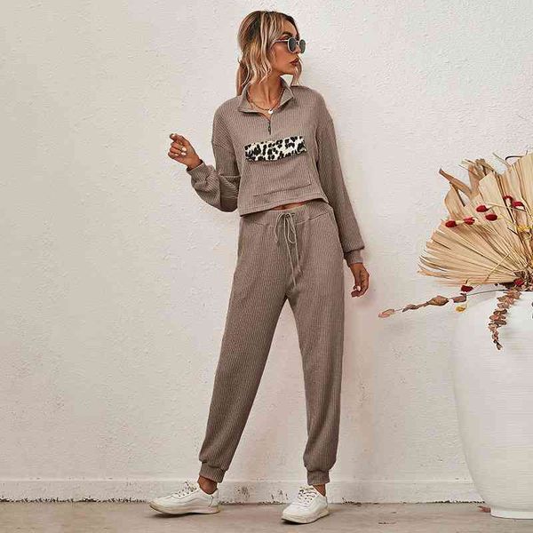 autumn two peice set for women leopard print stitching zipper long-sleeved pants sets casual two piece sweat suits women 210514, White
autumn two peice set for women leopard print stitching zipper long-sleeved pants sets casual two piece sweat suits women 210514, White