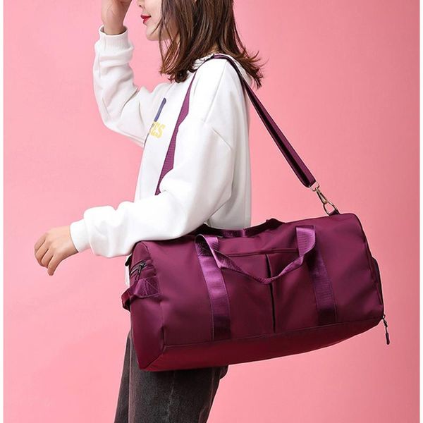 outdoor bags large waterproof nylon sports gym men women training fitness travel handbag yoga sport bag with compartment
outdoor bags large waterproof nylon sports gym men women training fitness travel handbag yoga sport bag with compartment