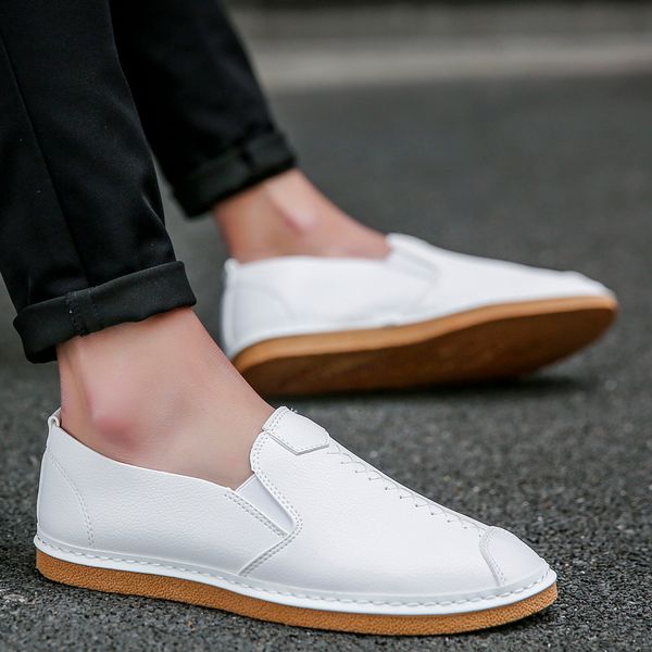 2021 fashion mens dress shoes black white korean version of the trend british business size 39-44 code 36-b31
2021 fashion mens dress shoes black white korean version of the trend british business size 39-44 code 36-b31