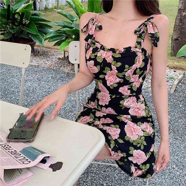 vintage sweet floral strap mini dress french elegant ladies party print chic ruffle beach summer 210519, Black;gray
vintage sweet floral strap mini dress french elegant ladies party print chic ruffle beach summer 210519, Black;gray