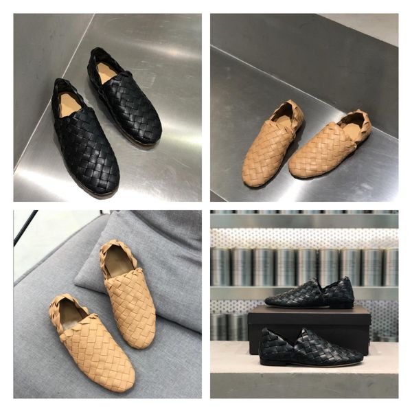 2022 designer slipper casual shoes intrecciato leather slippers leather shoe party outdoor classic style size 35-40, Black
2022 designer slipper casual shoes intrecciato leather slippers leather shoe party outdoor classic style size 35-40, Black