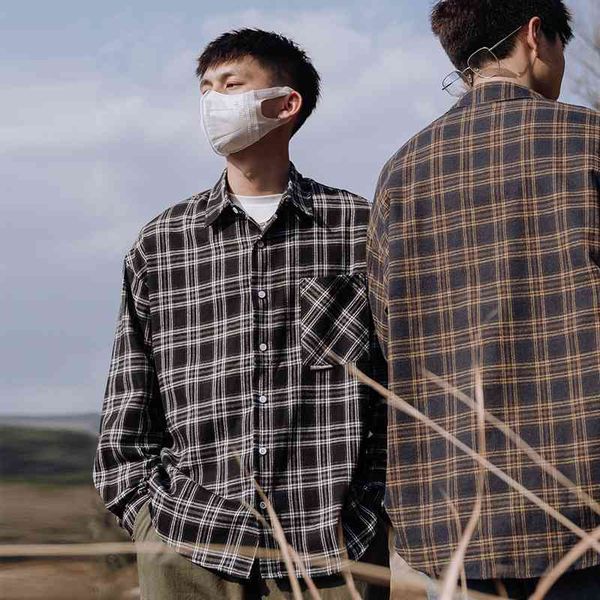 plaid shirt men's long sleeve spring and autumn design sense of small ruffian handsome versatile shirt loose large casual coat, White;black
plaid shirt men's long sleeve spring and autumn design sense of small ruffian handsome versatile shirt loose large casual coat, White;black