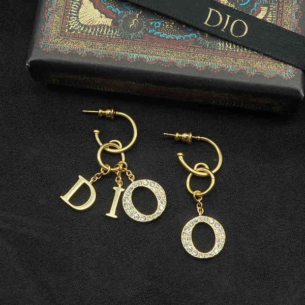 factory specials aa letter inlaid ring women's pendant net red live broadcast with goods recommended for the same type, Silver
factory specials aa letter inlaid ring women's pendant net red live broadcast with goods recommended for the same type, Silver