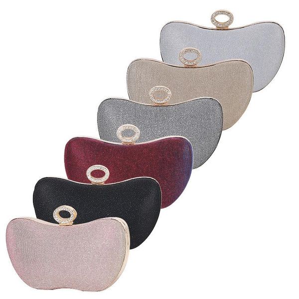 school bags 2021 dinner bag women's diamond inlaid banquet dress cheongsam hand single shoulder messenger evening
school bags 2021 dinner bag women's diamond inlaid banquet dress cheongsam hand single shoulder messenger evening