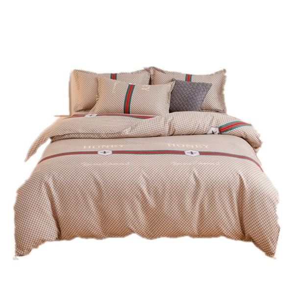 bedding sets pure cotton brushed four-piece suit, thick three-piece explosion-proof bed linen, quilt cover,
bedding sets pure cotton brushed four-piece suit, thick three-piece explosion-proof bed linen, quilt cover,