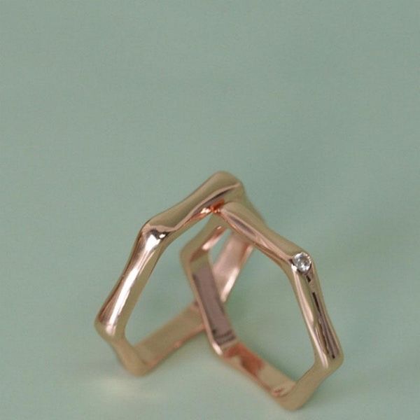 wedding rings trendy stainless steel rose gold color love ring for women men couple crystal jewelry gift, Slivery;golden
wedding rings trendy stainless steel rose gold color love ring for women men couple crystal jewelry gift, Slivery;golden