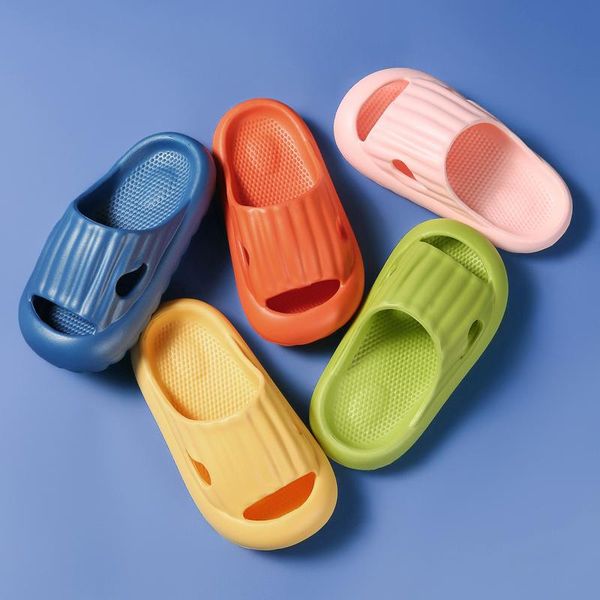 sandals niu shoes older infant baby kids girl boys home slippers cartoon floor mini kid breath summer soft, Black;red
sandals niu shoes older infant baby kids girl boys home slippers cartoon floor mini kid breath summer soft, Black;red
