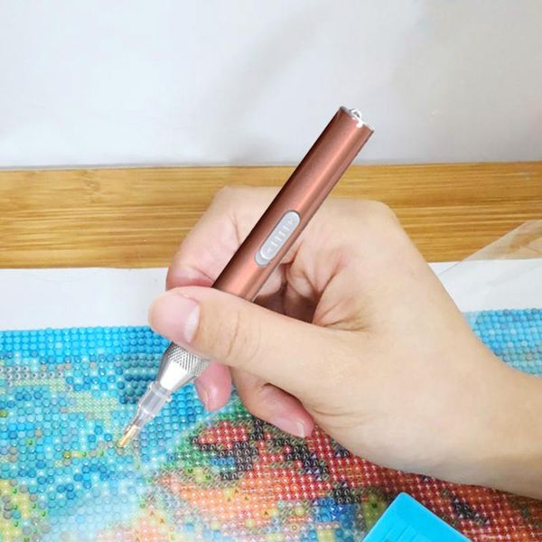 diamond painting usb rechargeable lighting point drill pen with 5 heads for 5d embroidery diy tools accessories
diamond painting usb rechargeable lighting point drill pen with 5 heads for 5d embroidery diy tools accessories