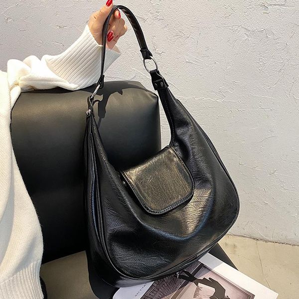 casual large capacity women shoulder hobos bag high quatily soft pu leather messenger bags luxury handbags designer
casual large capacity women shoulder hobos bag high quatily soft pu leather messenger bags luxury handbags designer