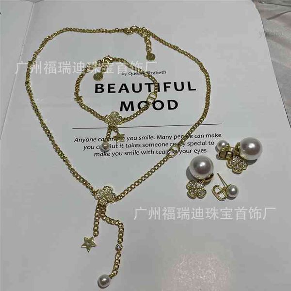 luxury designer fashion necklace cd dijia size pearl clover star tassel bracelet full of diamond earrings lucky set, Red;brown
luxury designer fashion necklace cd dijia size pearl clover star tassel bracelet full of diamond earrings lucky set, Red;brown