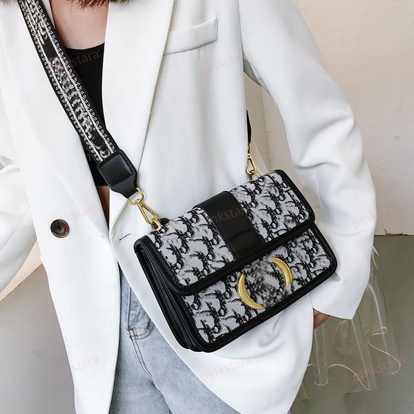 designer luxury storage bag 2021 female canvas printing small square fashion letter one shoulder messenger
designer luxury storage bag 2021 female canvas printing small square fashion letter one shoulder messenger
