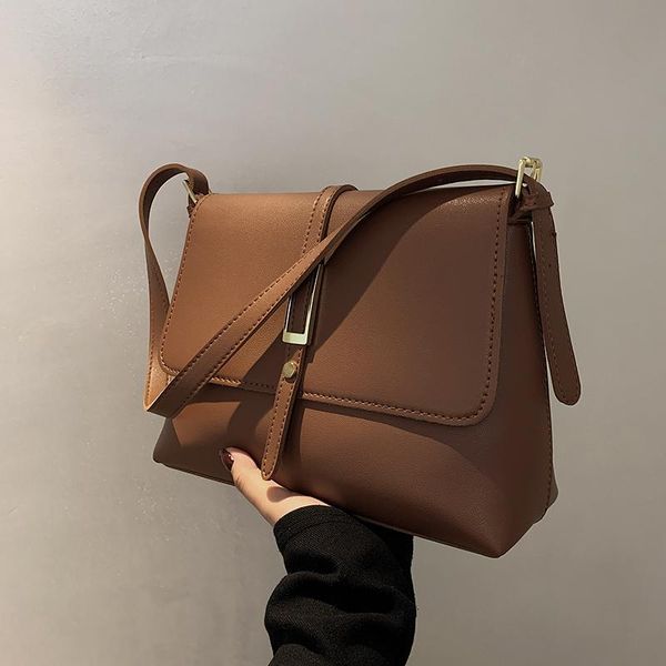 evening bags design retro square bag 2021 fashion women autumn all-match messenger large-capacity one-shoulder handbag
evening bags design retro square bag 2021 fashion women autumn all-match messenger large-capacity one-shoulder handbag