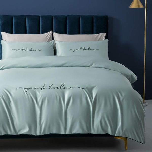 summer washed silk four-piece ice european-style silky simple nude sleeping sheets quilt cover bedding sets
summer washed silk four-piece ice european-style silky simple nude sleeping sheets quilt cover bedding sets