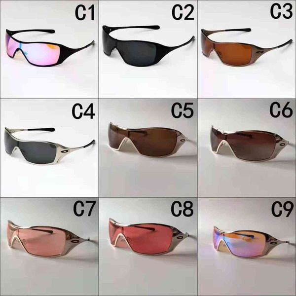 fashion polarized sunglasses men's and women's outdoor riding driving 4008, White;black
fashion polarized sunglasses men's and women's outdoor riding driving 4008, White;black