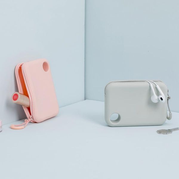 portable silica gel bag to travel mobile phone change purse large capacity storage for sundry bags
portable silica gel bag to travel mobile phone change purse large capacity storage for sundry bags