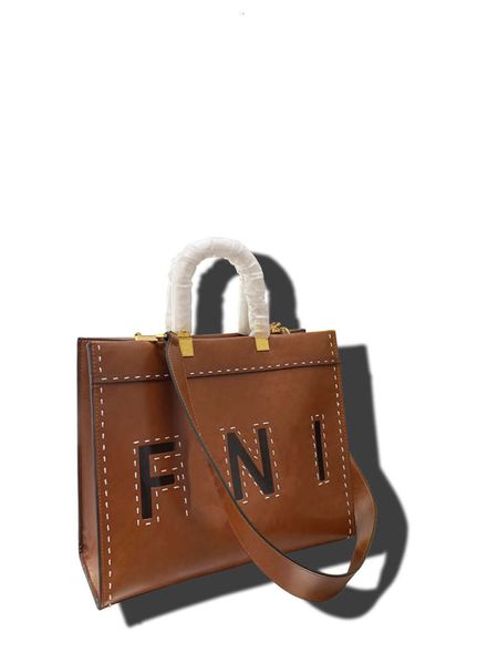 luxury designer handbags high-end brand shopping bags fashionable large-capacity and exquisite
luxury designer handbags high-end brand shopping bags fashionable large-capacity and exquisite