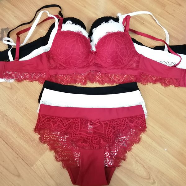 Lace Underwire Bra And Panty Set Push Up Brassiere Underwear Women Set 3/4 Cup Lingere Intimates Underwear & Sleepwears, Black set
Lace Underwire Bra And Panty Set Push Up Brassiere Underwear Women Set 3/4 Cup Lingere Intimates Underwear & Sleepwears, Black set