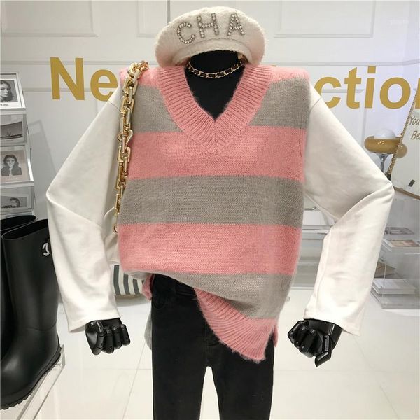 v-neck stripe color matching vest sweater women autumn/winter 2021 niche design loose knit shirt for a horse women's sweaters, White;black
v-neck stripe color matching vest sweater women autumn/winter 2021 niche design loose knit shirt for a horse women's sweaters, White;black