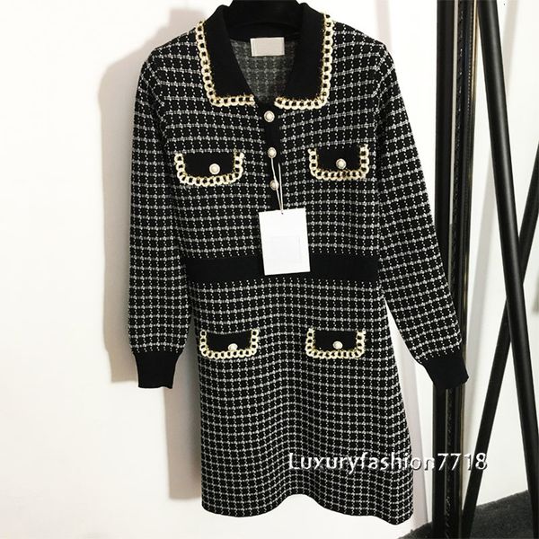 casual dresses high end 21 fashion style women's dress buttons pearl shiny mixture silk vintage chess lapel long sleeve knitted w2xu, Black;gray 
casual dresses high end 21 fashion style women's dress buttons pearl shiny mixture silk vintage chess lapel long sleeve knitted w2xu, Black;gray