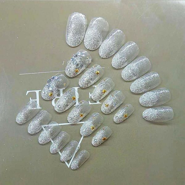 women's nail patch with long round head and transparent silver glitter ef false nails, Red;gold
women's nail patch with long round head and transparent silver glitter ef false nails, Red;gold