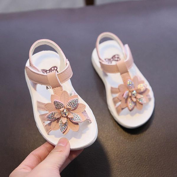 sandals girls 2021 summer little flower princess children's fashion soft bottom baby beach casual, Black;red
sandals girls 2021 summer little flower princess children's fashion soft bottom baby beach casual, Black;red