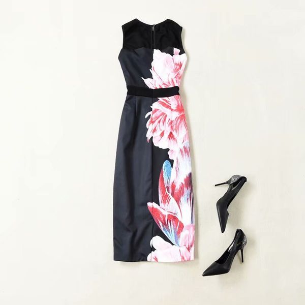 capris 2021 summer fashion bodycon women elegant flower print hollow out mesh patchwork sleeveless midi pencil, Black;gray
capris 2021 summer fashion bodycon women elegant flower print hollow out mesh patchwork sleeveless midi pencil, Black;gray