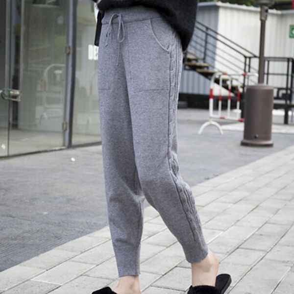 women's pants & capris winter lace-up elastic women trousers side twist loose warm thicken stretchable knitted pantalones mujer 2021 df, Black;white
women's pants & capris winter lace-up elastic women trousers side twist loose warm thicken stretchable knitted pantalones mujer 2021 df, Black;white