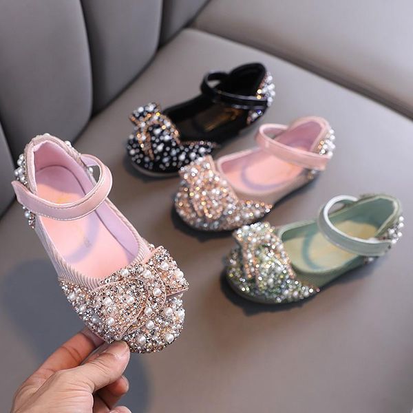 flat shoes children 2021 girls princess leather pearls rhinestones shining birthday party wedding kids e09212, Black;grey
flat shoes children 2021 girls princess leather pearls rhinestones shining birthday party wedding kids e09212, Black;grey