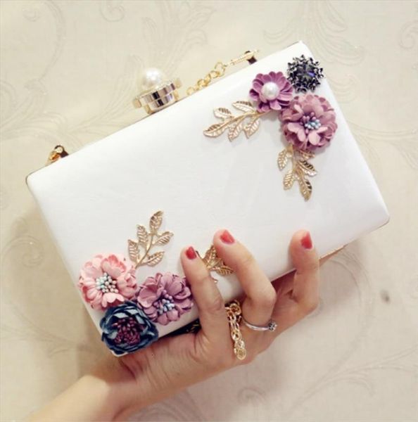 fashion designer women girl pu evening bag leather clutch handbags femme flower chain shoulder wedding bags
fashion designer women girl pu evening bag leather clutch handbags femme flower chain shoulder wedding bags