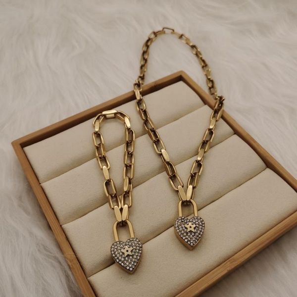 chains 2021 retro heart-shaped simple trendy inlaid temperament necklace women's jewelry accessories, Silver
chains 2021 retro heart-shaped simple trendy inlaid temperament necklace women's jewelry accessories, Silver