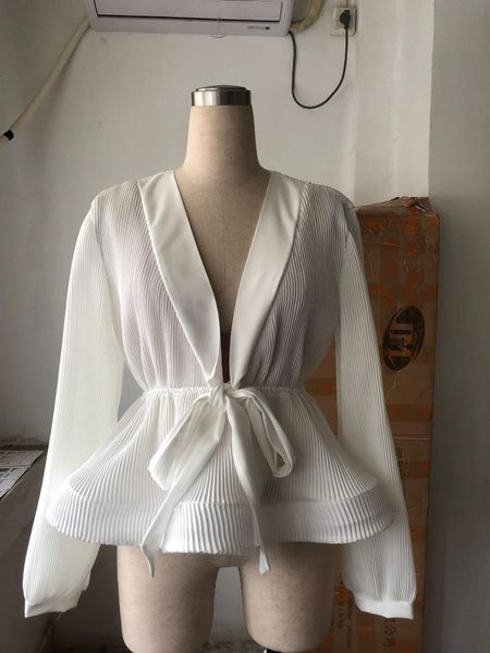 women's t-shirt chiffon blouses women 2021 autumn fashion long sleeve v-neck elegant bow tie shirt ladies solid casual basic blusas, White
women's t-shirt chiffon blouses women 2021 autumn fashion long sleeve v-neck elegant bow tie shirt ladies solid casual basic blusas, White