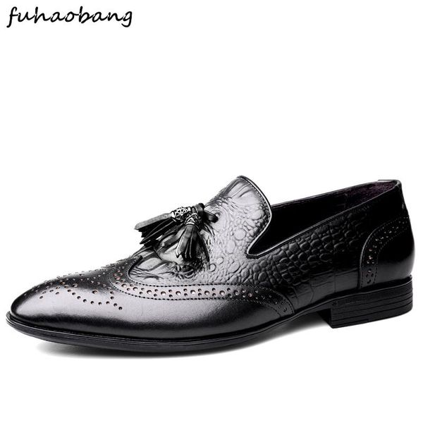 dress shoes men business brogue genuine leather brock retro gentleman party formal carved bullock for wedding, Black
dress shoes men business brogue genuine leather brock retro gentleman party formal carved bullock for wedding, Black