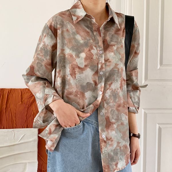women's blouses & shirts spring/summer 2021 retro korean printing loosened woman's shirt oversized straight line painting cardigan, White
women's blouses & shirts spring/summer 2021 retro korean printing loosened woman's shirt oversized straight line painting cardigan, White