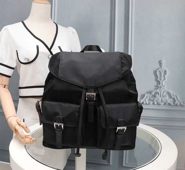luxury big cavans chain backpack small handbags shoulder bags purses crossbody bag retro decoration
luxury big cavans chain backpack small handbags shoulder bags purses crossbody bag retro decoration
