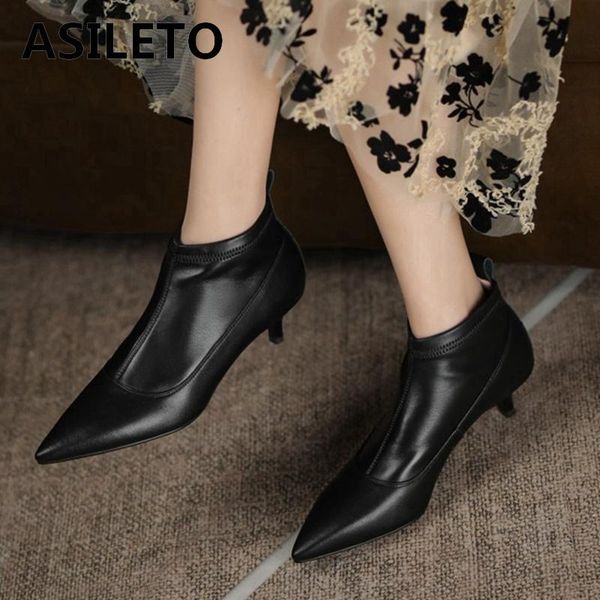 boots asileto 2021 women ankle pointed toe 5cm short heels genuine leather warm stylish concise designer autumn a3494, Black
boots asileto 2021 women ankle pointed toe 5cm short heels genuine leather warm stylish concise designer autumn a3494, Black
