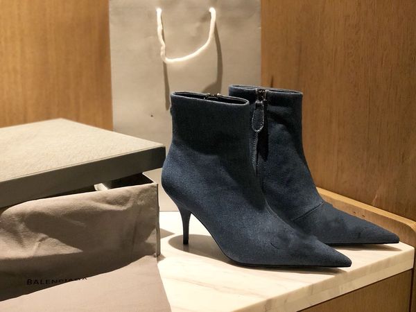 tire designer women boots luxury chelsea martin knee boot womens men motocycle ankle half anti-slip fashion platform snow winter 0810, Black
tire designer women boots luxury chelsea martin knee boot womens men motocycle ankle half anti-slip fashion platform snow winter 0810, Black