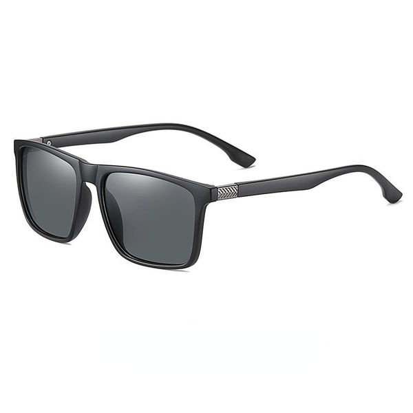 outdoor eyewear fashion men sunglasses driver driving classic european and american polarizing
outdoor eyewear fashion men sunglasses driver driving classic european and american polarizing