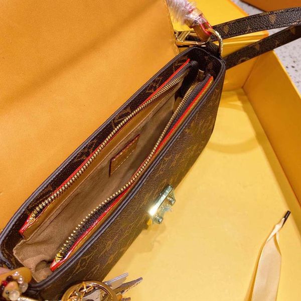 luxurys designers fashion handbag classic bag women's single shoulder bags boutique shopping 031
luxurys designers fashion handbag classic bag women's single shoulder bags boutique shopping 031