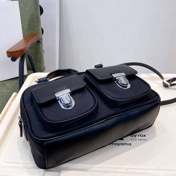202luxury designers italy brand messenger totes bags genuine leather nylon classic handbag fashion elling women crossbody
202luxury designers italy brand messenger totes bags genuine leather nylon classic handbag fashion elling women crossbody