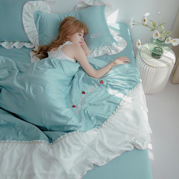 summer ice silk quilt satin lace edge embroidery thin air conditioning comfortable comforters & sets
summer ice silk quilt satin lace edge embroidery thin air conditioning comfortable comforters & sets