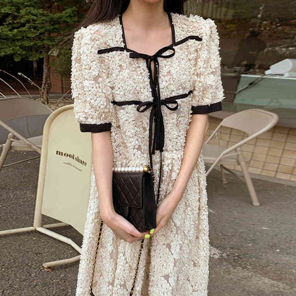 summer fashion casual simple square collar contrast color lace bowknot rose petal jacquard puff sleeve dress women 16f1097 210510, Black;gray
summer fashion casual simple square collar contrast color lace bowknot rose petal jacquard puff sleeve dress women 16f1097 210510, Black;gray