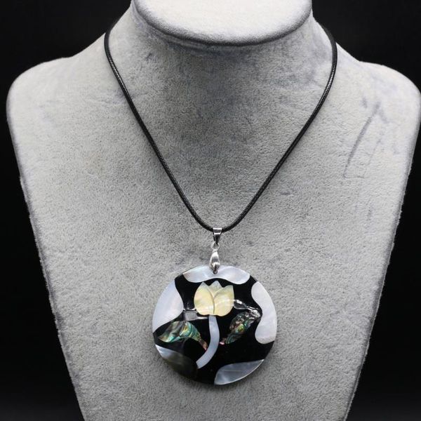 natural shell pendant necklace exquisite flower pattern round charms for women jewelry gift length 55+5cm necklaces, Silver
natural shell pendant necklace exquisite flower pattern round charms for women jewelry gift length 55+5cm necklaces, Silver