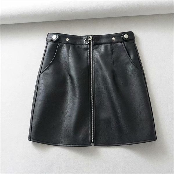 black faux leather mini women skirt front zipper high waist korean style streetwear winter clothes
black faux leather mini women skirt front zipper high waist korean style streetwear winter clothes
