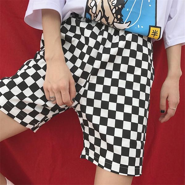 men's shorts harajuku hiphop checkered summer casual retro vintage street loose black white fashion men ins, White;black
men's shorts harajuku hiphop checkered summer casual retro vintage street loose black white fashion men ins, White;black