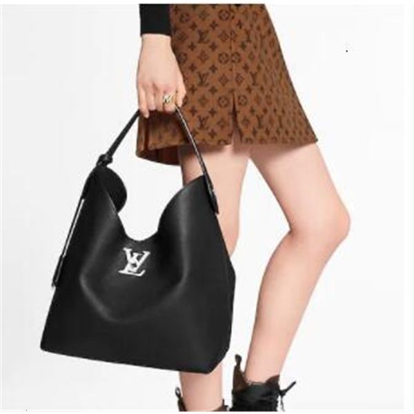 m52776 lockme hobo handbag women handbags bags handles shoulder bags totes evening cross body bag kaci, Red;black
m52776 lockme hobo handbag women handbags bags handles shoulder bags totes evening cross body bag kaci, Red;black