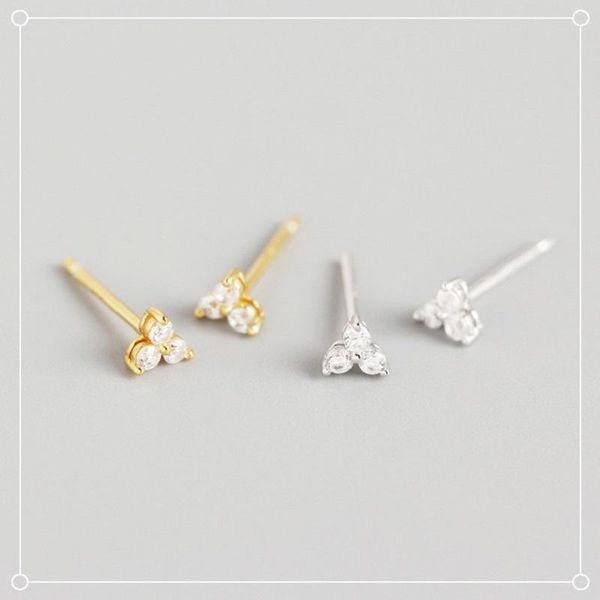 other authentic 925 sterling silver earrings classic clear clover cubic zircon small stud for women jewelry 3, Golden;silver
other authentic 925 sterling silver earrings classic clear clover cubic zircon small stud for women jewelry 3, Golden;silver