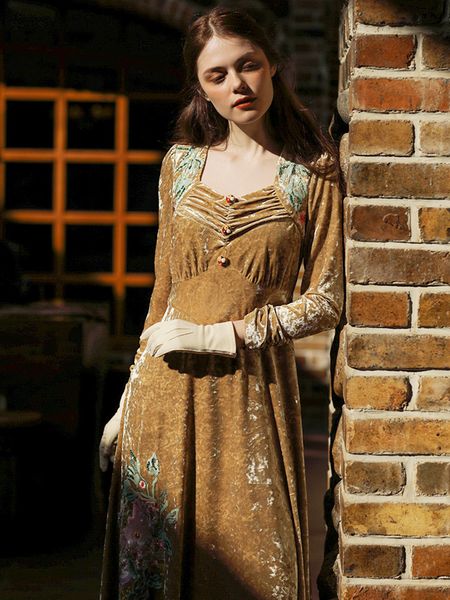 casual dresses original design spring autumnwinter women vintage elegant slim long sleeve sequins embroidery camel velvet b5e0, Black;gray
casual dresses original design spring autumnwinter women vintage elegant slim long sleeve sequins embroidery camel velvet b5e0, Black;gray