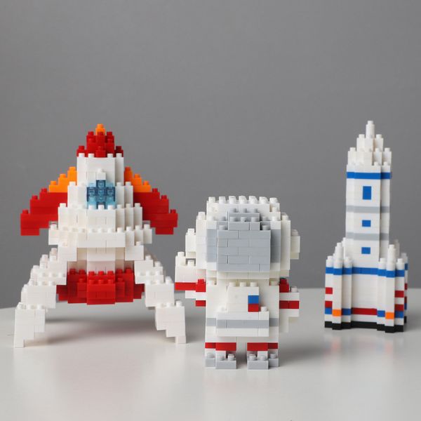 Micro Particle Building Block Toy Assembling Model of Astronaut Series Building Blocks Childrens toy gifts
Micro Particle Building Block Toy Assembling Model of Astronaut Series Building Blocks Childrens toy gifts