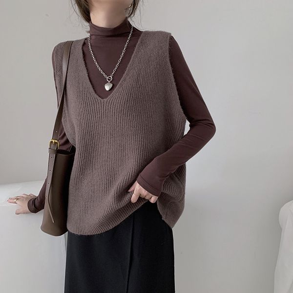women's vests autumn warm knitted korean style v-neck casual loose solid color brown sleeveless jacket women sweater l3k5, Black;white
women's vests autumn warm knitted korean style v-neck casual loose solid color brown sleeveless jacket women sweater l3k5, Black;white